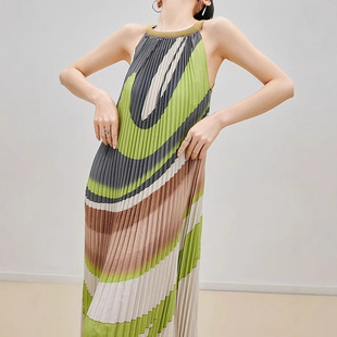 dress Sleeveless 2025 Spring New Vintage Artistic Style Hanging Neck Color Pleated Dress