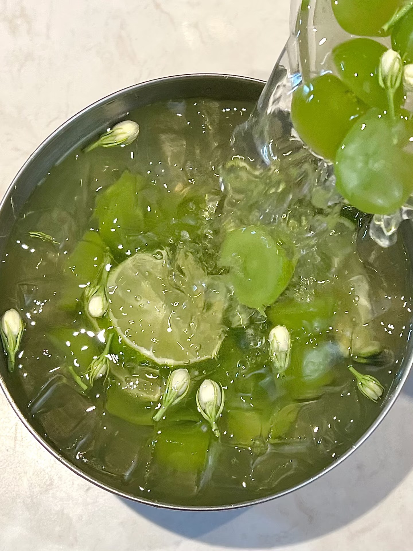 Green Grape Jasmine Concentrated Drink 150ml Box of 10 Sticks Refreshing Summer Beverage specifications