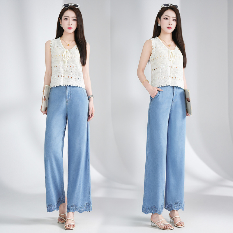 Trendy Summer Straight-Leg Jeans for Women with Embroidery, Fashionable Versatile High-Waisted Casual Pants, Loose Cropped Pants Wholesale Trendy Summer Straight-Leg Jeans for Women with Embroidery, Fashionable Versatile High-Waisted Casual Pants, Loose Cropped Pants Wholesale