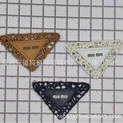 三角蕾丝皮标miu家装饰标可水洗标DIY	蕾丝花边辅料现货供应帽标