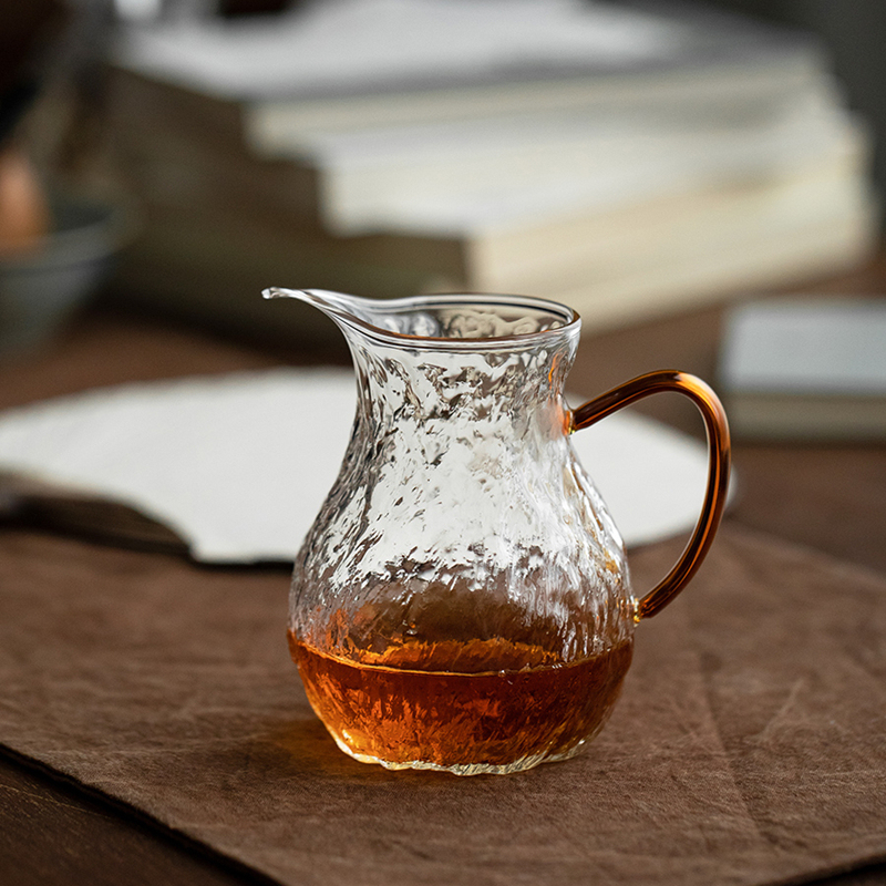 Chinese-style heat-resistant hammered glass fair cup thickened borosilicate glass tea dispenser kung fu tea set accessories Tea Sea