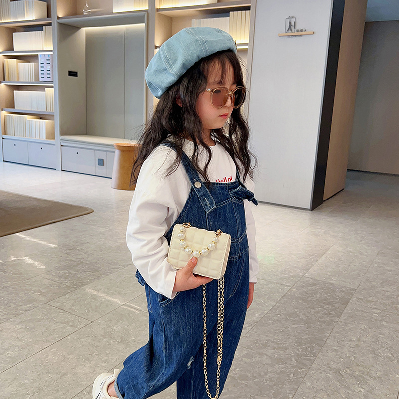 Bolso de cadena de perlas de indentación de tela escocesa de moda de este año mini bolso de mensajero de hombro de cadena de estilo occidental bolso de los niños