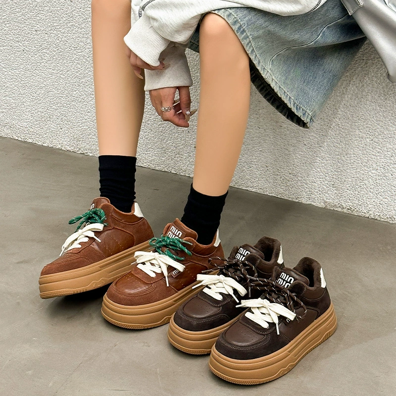 Корейская версия, супер популярные немецкие кроссовки с высоким берцем на толстой подошве для женщин, осень 2024, новые повседневные модные универсальные двойные шнурки из натуральной кожи