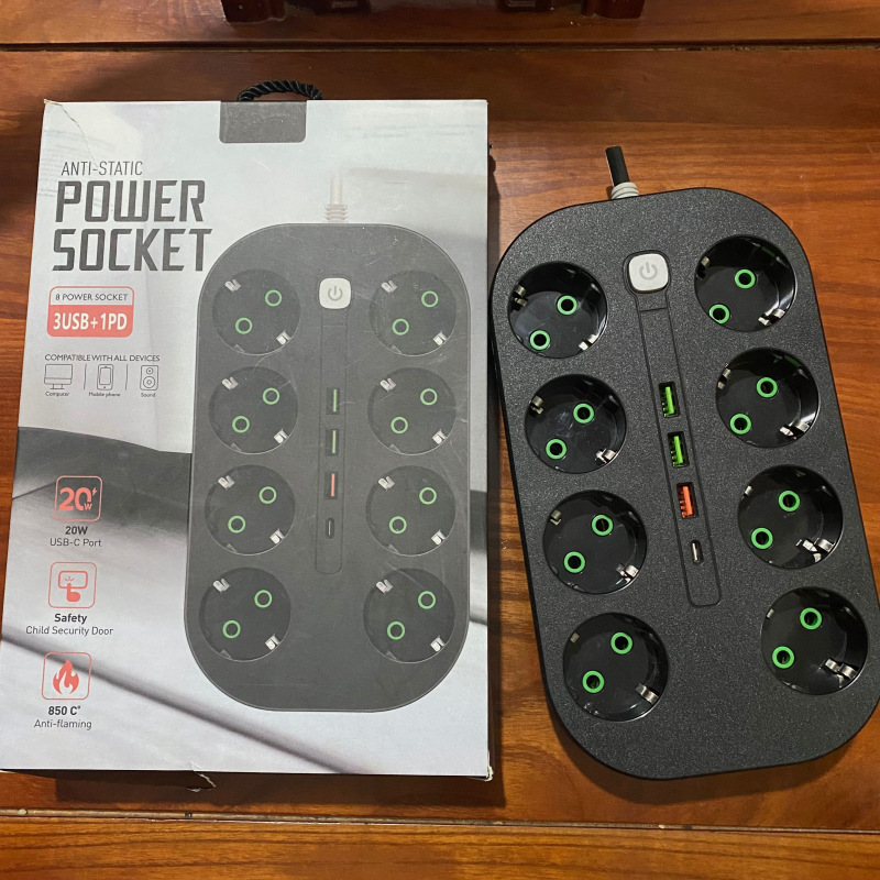 俄罗斯插座欧洲插线板多功能插头德国U接线板哈萨克斯坦排插法国