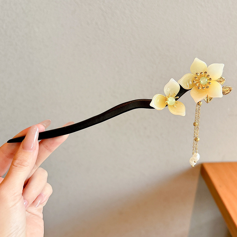 Estilo antiguo chino paso horquilla nuevo estilo chino updo horquilla de alto grado sándalo palillos elegante Hanfu borla tocado