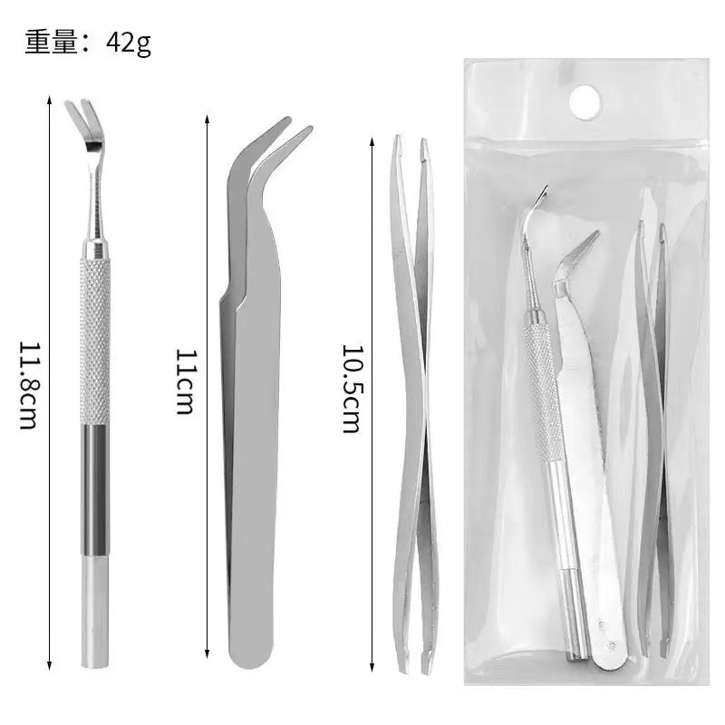 3개 세트가 가방에 들어있습니다.