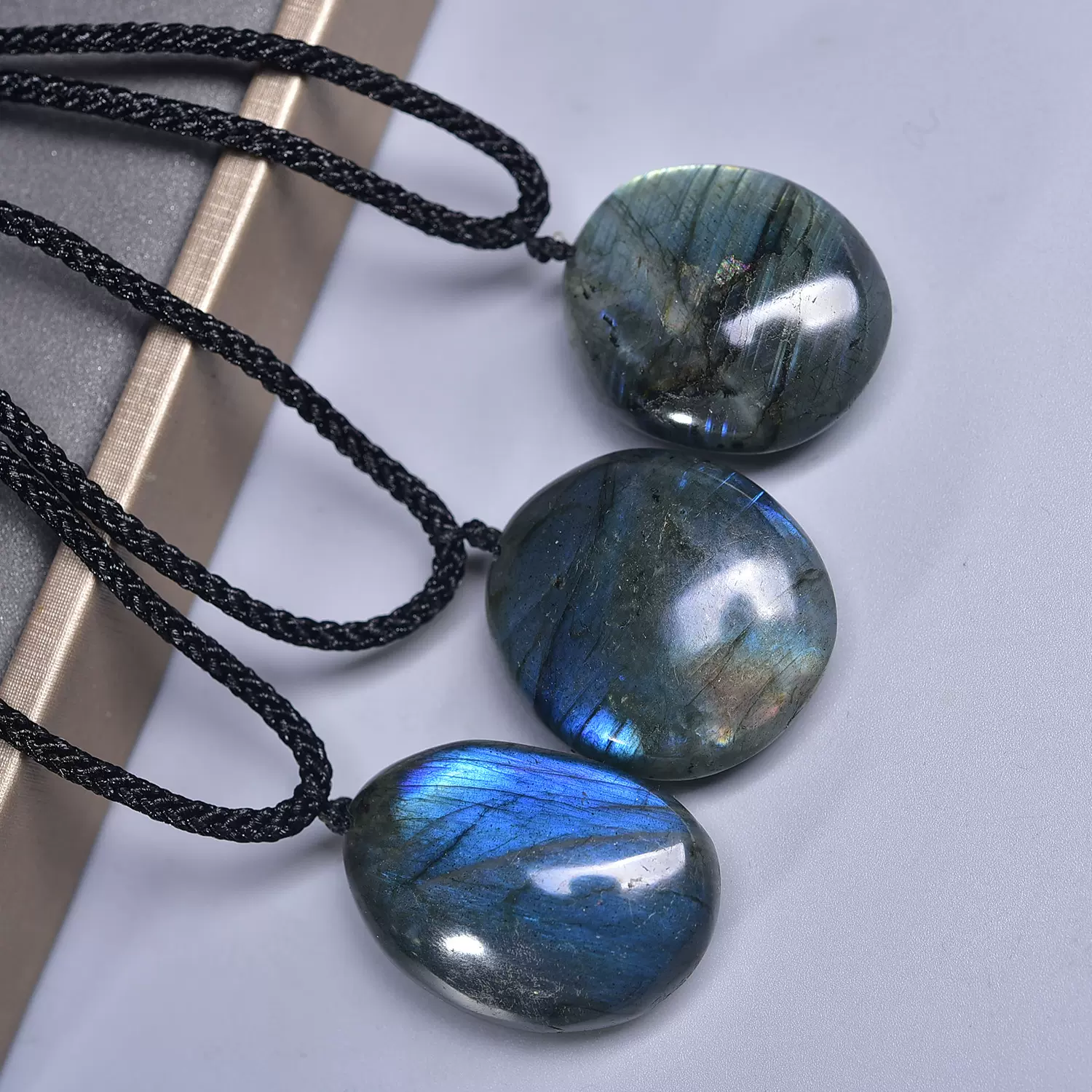 现货天然水晶拉长石吊坠 蓝月光石把玩原石水晶项链挂件饰品批发