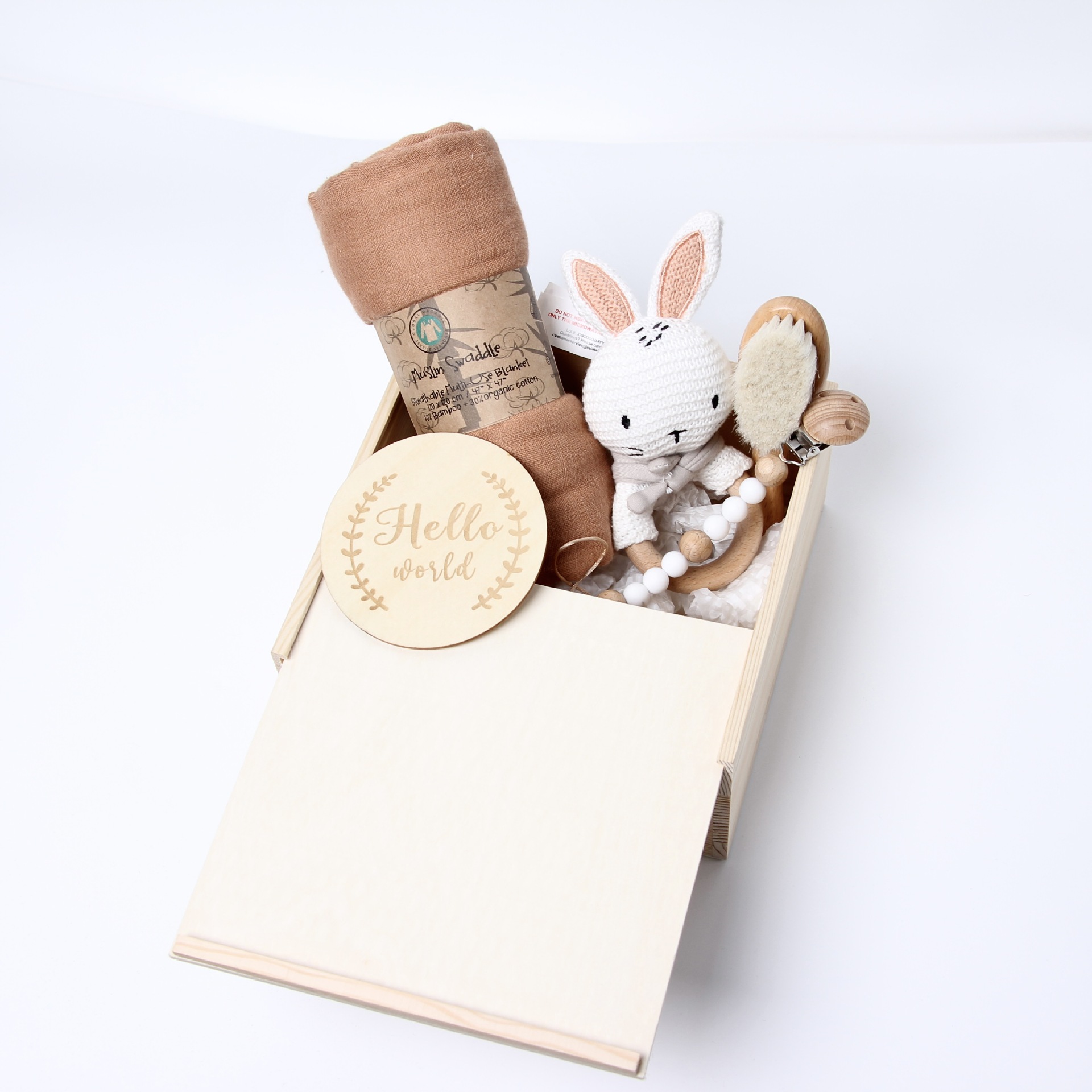 Etsy personalizado caja de madera, caja de regalo para bebés recién nacidos, regalo de encuentro, toalla de madera, juguetes de timbre 5 piezas image 4