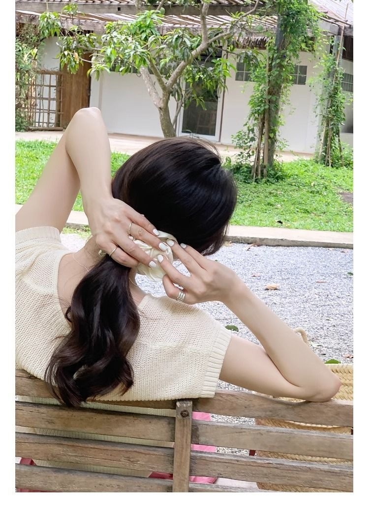 Áo thun dệt kim tay ngắn nữ 2026 mỏng nhẹ thoáng khí form ôm sát — xanh lam, Tên, Đỏ tươi, màu trắng ngà chi tiết 7