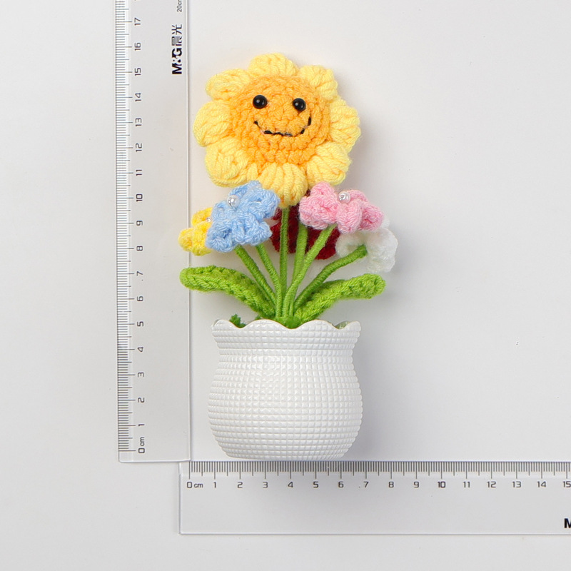 完成したウールの花、模擬花、ひまわり、小さな鉢植え、車載用家庭用緑の植物、チューリップの装飾品、デスクトップ装飾|undefined
