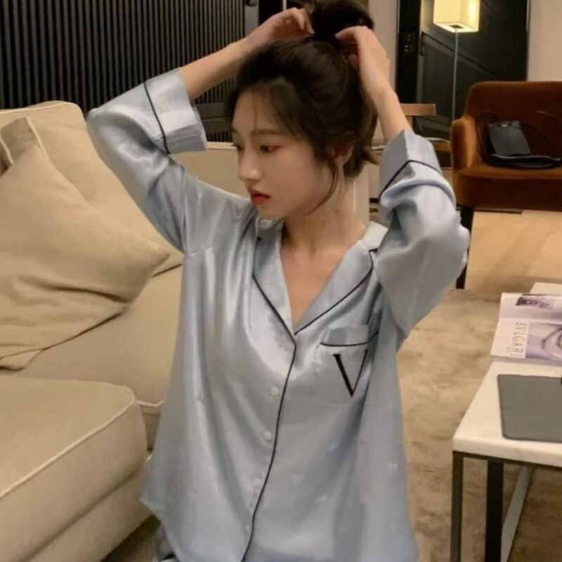 Light Luxury Silk Moonlight Satin Casual Pajamas for Women, High-End Spring and Autumn Style Long-Sleeved Long-Pants Loungewear Set