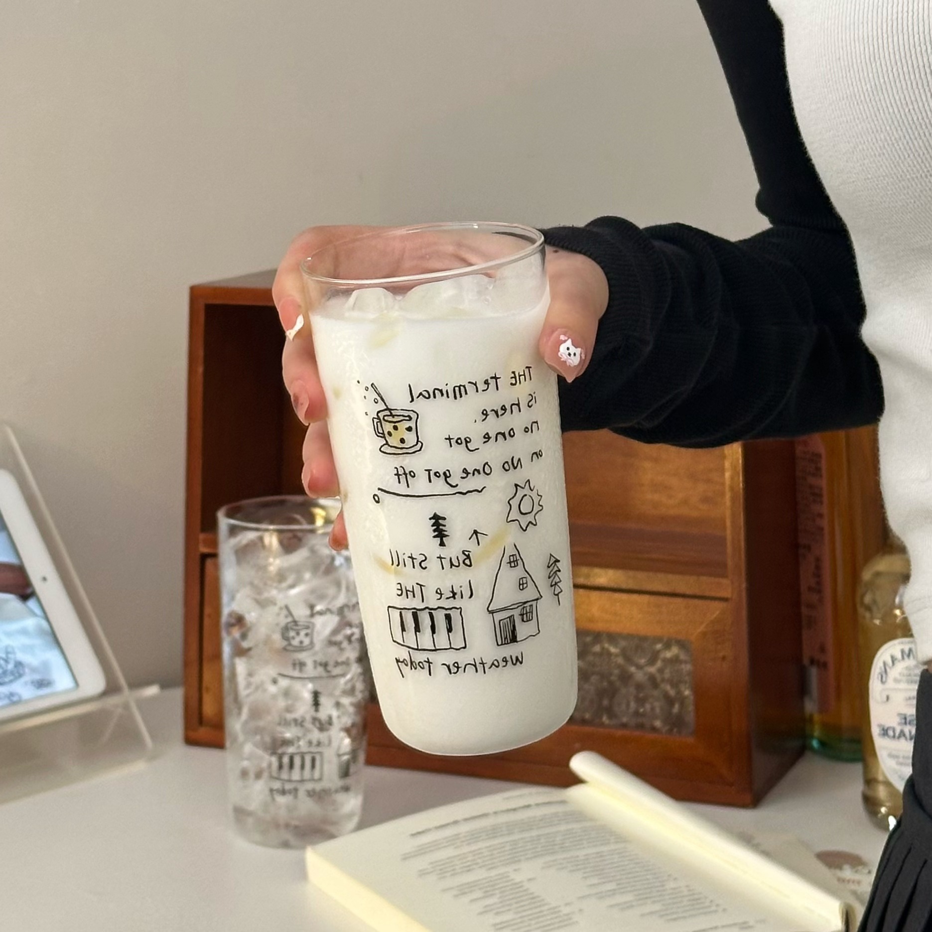 Retro Linien Graffiti Kaffeetasse Aus Glas Hitzebeständig_voghion.com