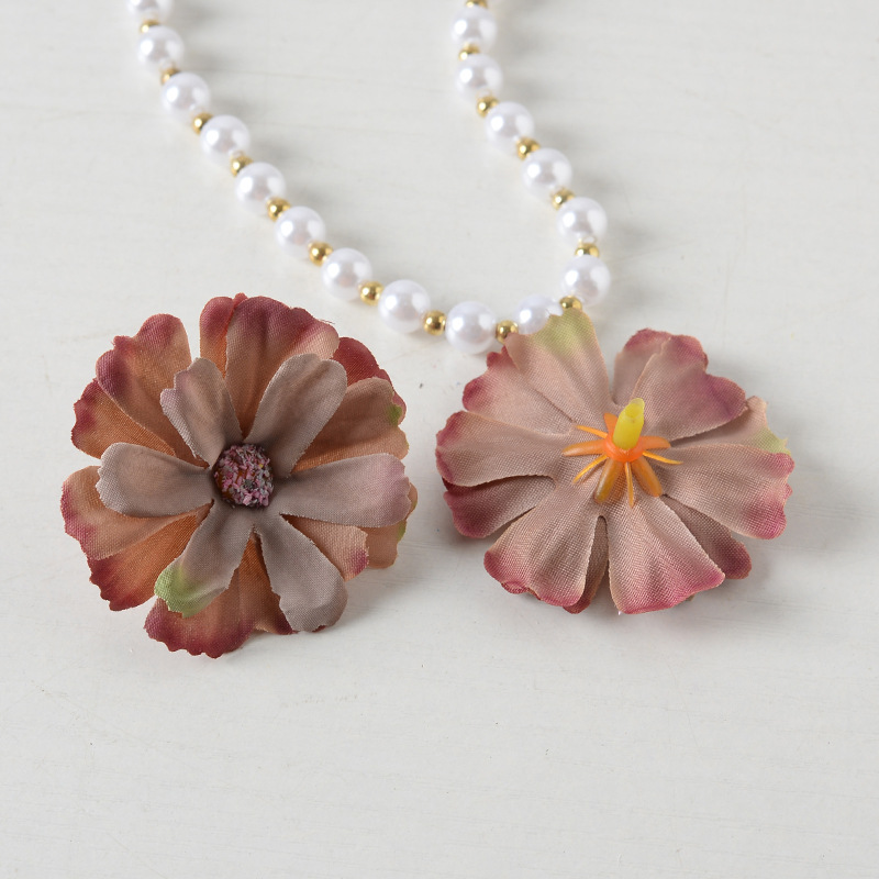 Pequeño crisantemo pequeña margarita flor artificial hecha a mano flor retró joyería de cabello pinza flor decoración ropa props de disparo