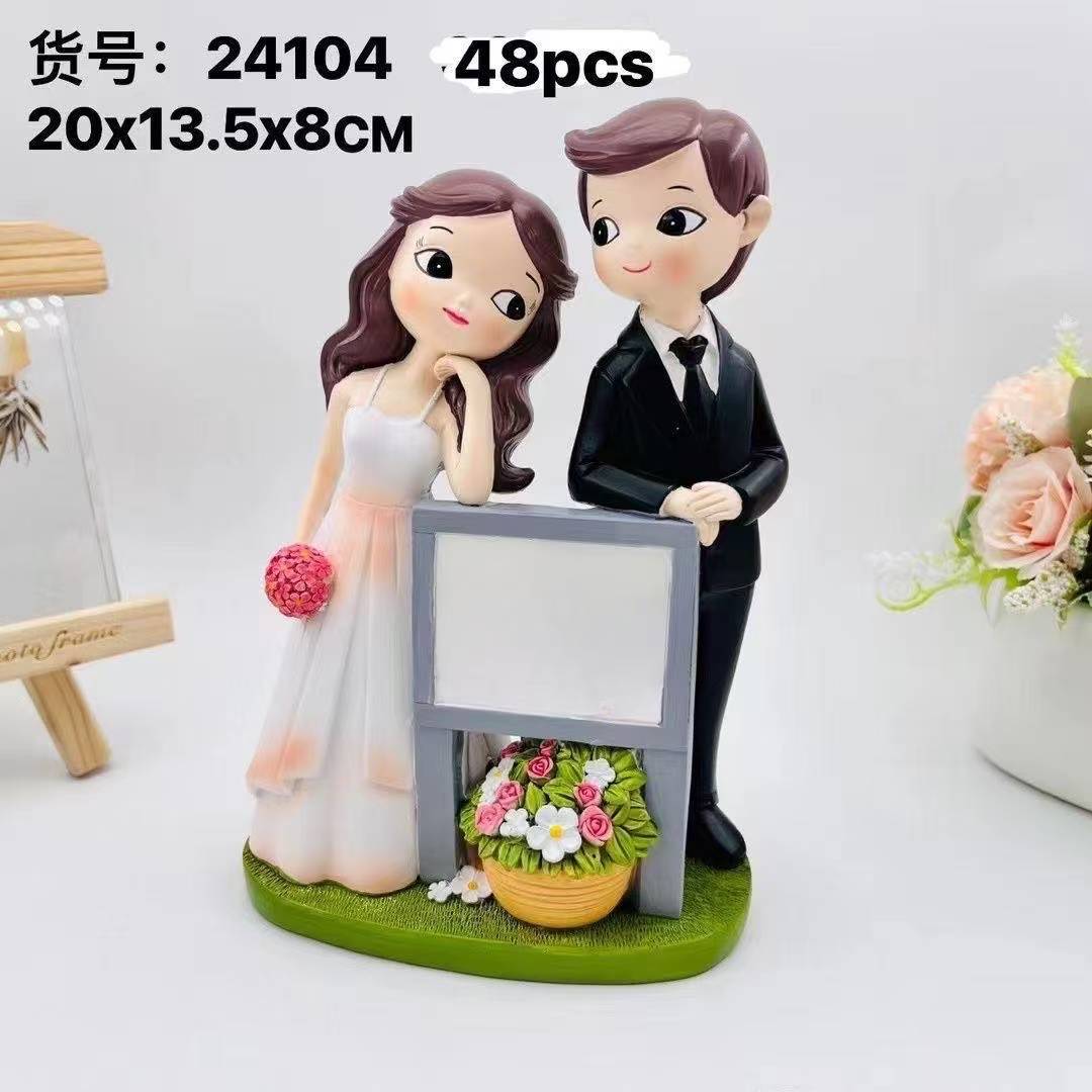 Nueva pareja, una familia de tres, decoración de artesanías de resina de boda, decoración de aniversario, decoración del hogar