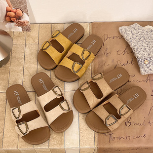 ƽ����ЬŮ�ļ��⴩�Ҿ�һ������Ů�L���mܛ������ɳ�����ǿۛ���