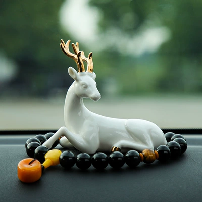 Decorations Safe Journey Deer — Car ornaments - send-anti-skid-mat-lying-deer-obsidian-gear-beads