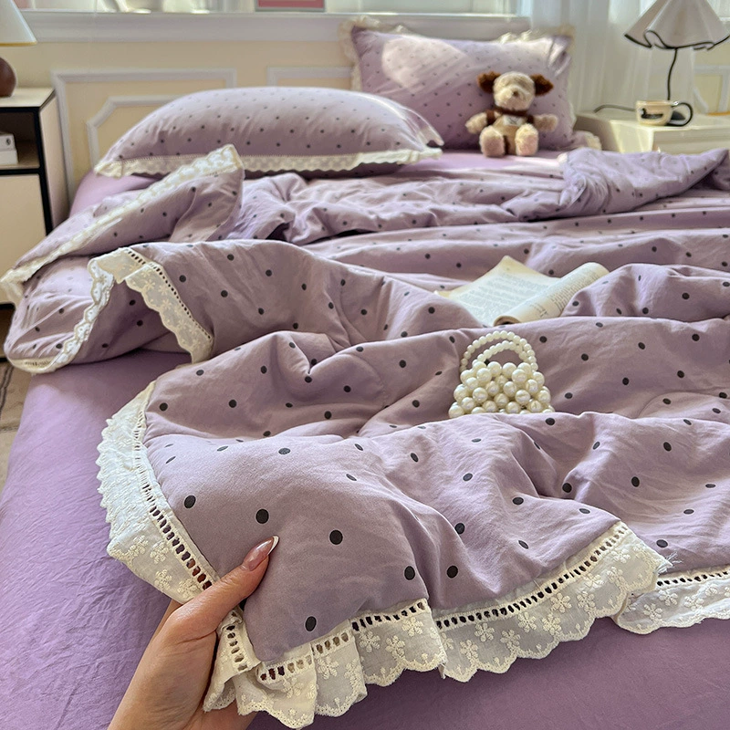 · Блоггеры рекомендуют хлопчатобумажное кружевное летнее одеяло из четырех частей.