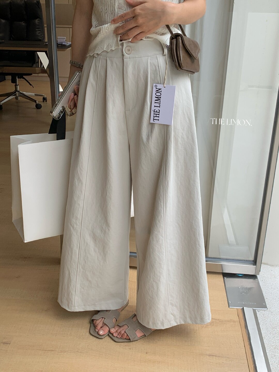 Quần culottes nữ ống rộng cạp cao dáng suông phong cách tối giản — màu đen, Xám cacbon, Xám bạc, màu trắng chi tiết 29