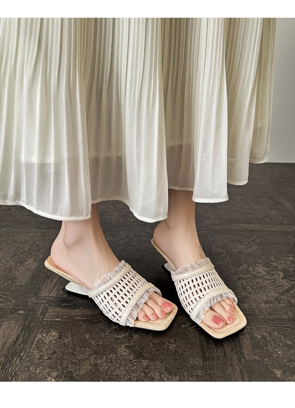 Sandal cao gót nữ quai ngang đan móc hở mũi mũi vuông gót cao — màu đen, màu trắng ngà chi tiết 8