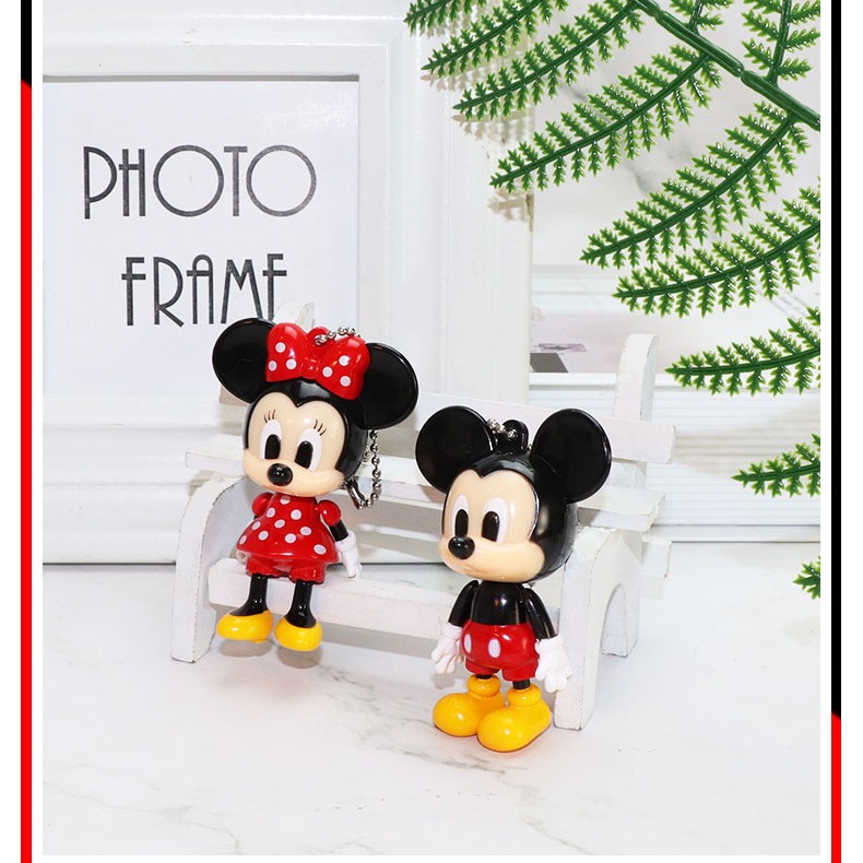 メーカーはネズミのストラップを提供しています。