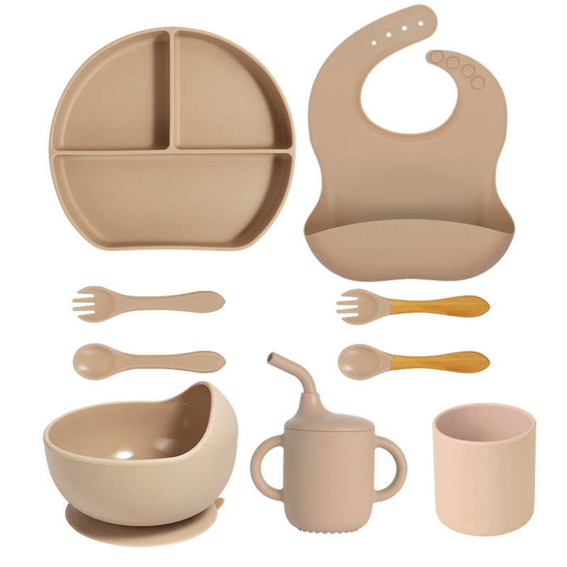 Precio bajo de la fábrica libre combinación de silicona bebé placa niños suplemento alimenticio tazón cuchara taza de agua babero traje
