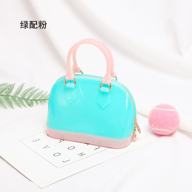 2025 primavera y verano estilo caliente moda casual niños dulces bolsa de gelatina mini bolso de mensajero de un solo hombro variedad al por mayor