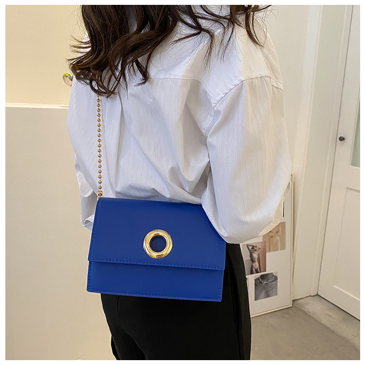 Underarm Spring New Chain Messenger Fashionable One-shoulder Messenger Bag20*14.5*7cm display picture 4