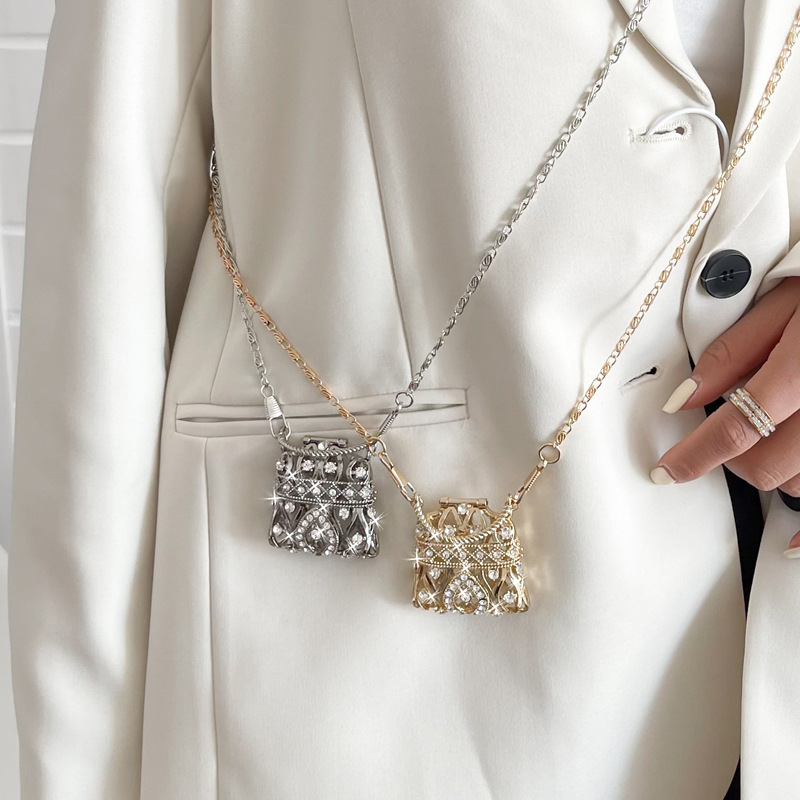 Small and Exquisite 2025 New Ring Bag Mini Design Metal Decorative Bag Crossbody Bag Coin Purse Chain for Women Small and Exquisite 2025 New Ring Bag Mini Design Metal Decorative Bag Crossbody Bag Coin Purse Chain for Women