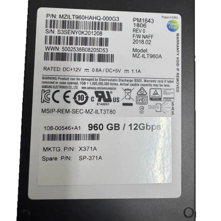 Твердотельный накопитель PM1643A 960 ГБ