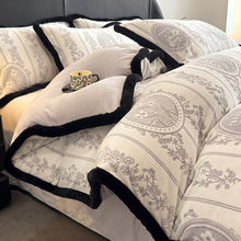 ˮ�ǼҼ��񻨶���ţ�̽q�ļ��׼Ӻ񴲆�ɺ�����ױ�ů��������ë