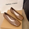 Brown 842