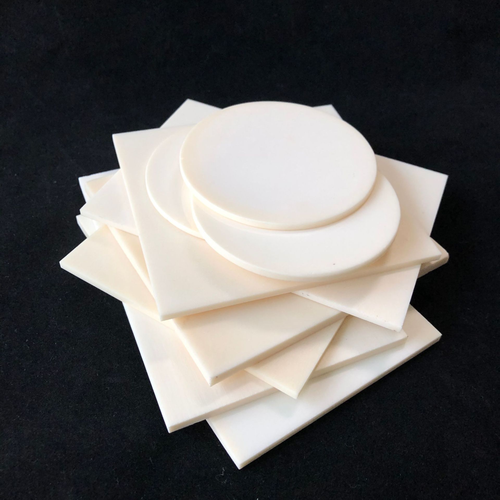 99氧化铝陶瓷承烧板窑炉用耐高温高平整氧化铝瓷片