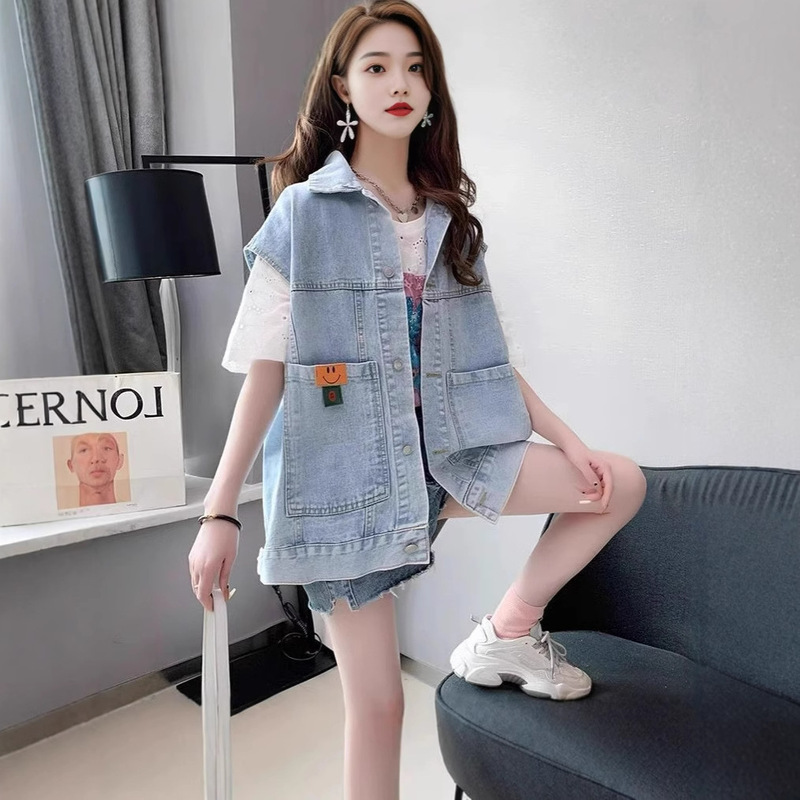 Lazy Style Denim Vest Women's 2025 Spring and Autumn New Korean Retro Loose Waistcoat Pocket Smiley Vest Coat