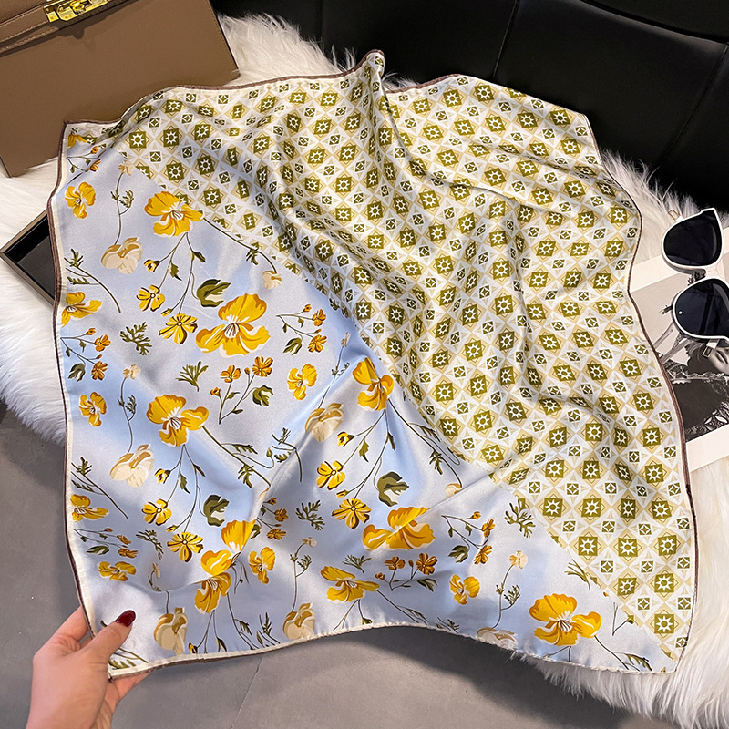 新商品の小さい方の巾70cm韓国のサテンの方の巾のシルクの女性の装飾の小さいマントは首を囲んで多くの卸売りをします。|undefined