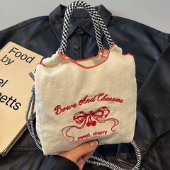 法式小众百搭学院风单肩手拎水桶包女2025新款潮时尚单肩斜挎包女
