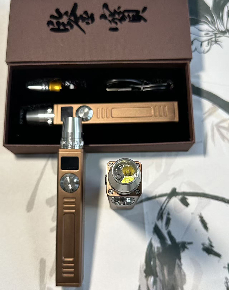 New Jade Identification Flashlight with Stepless Dimming, 365Nm Ultraviolet Light, Rechargeable Strong Light for Illuminating Fluorescent Agents and Cat Ringworm