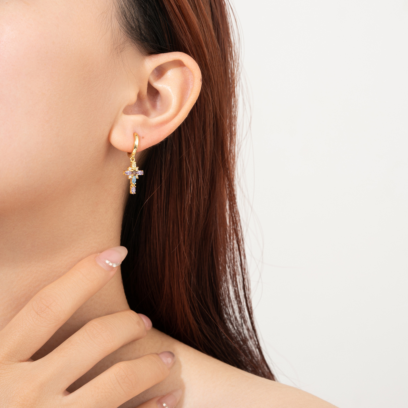 6g Weight 0.05µm-0.08µm Gold Plating Thickness 1 Pair 18K Gold Plated White Gold Plated 925 Sterling Silver Zircon Cross Drop Earrings