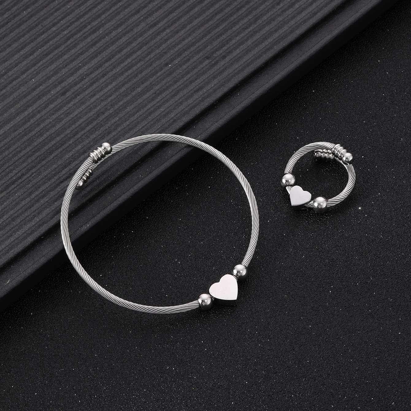 Riicht Edelstahlbijouen, modesch Stoldrot gewieft oppent Häerzarmband, Réngsetsbijouen_voghion.com