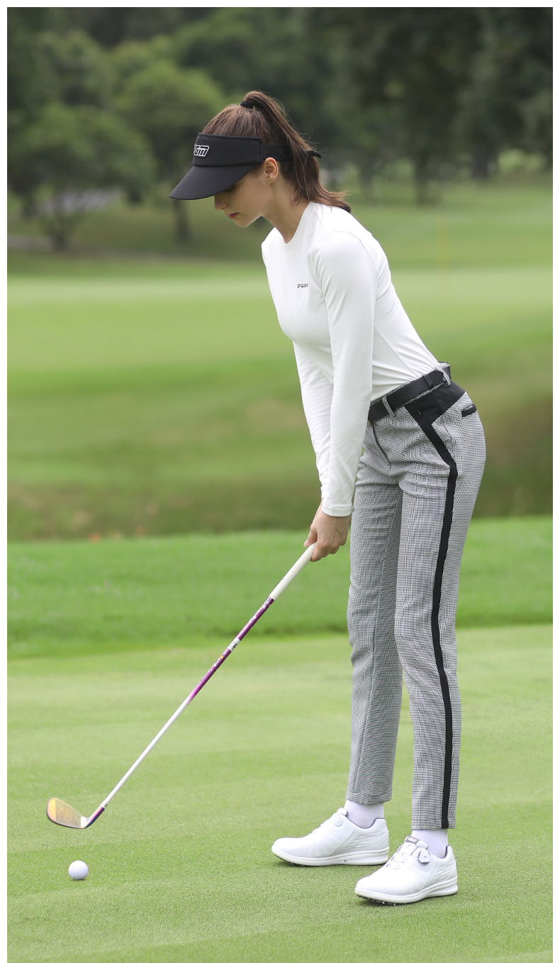 Quần nữ golf họa tiết răng sói (Houndstooth) phối sọc, thiết kế ôm vừa vặn — KUZ119-Quần nữ ca rô đen trắng chi tiết 6