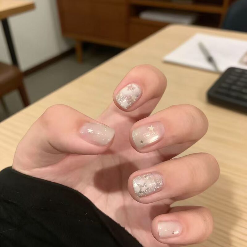 Handmade Wearable Nails for Spring and Summer, Short Style, Gentle Korean Style, High-End Feel, Versatile, Sweet Girl Style, Detachable Nail Stickers for Students
