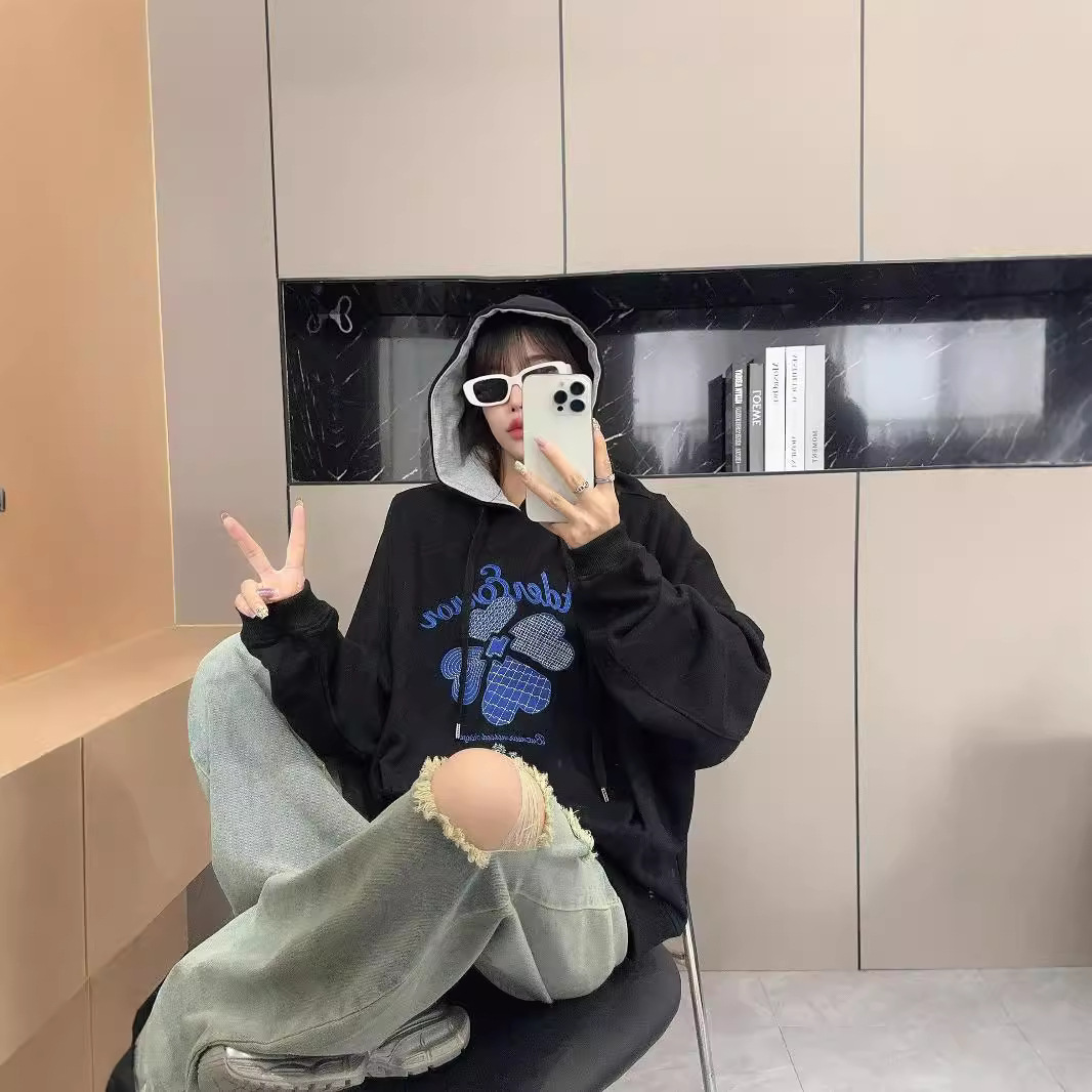 23 가을과 겨울 새로운 AE 유기농면 4 잎 클로버 천 자수 후드 실루엣 기모 간단한 패션 니트 스웨터