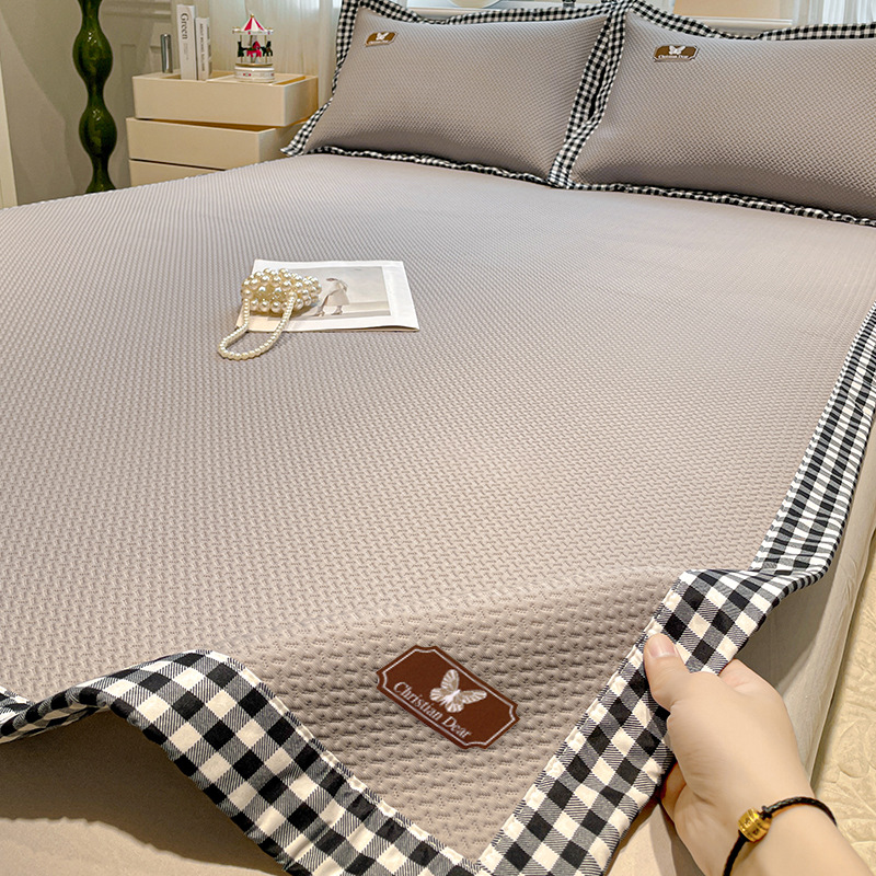 2025 nueva estera de seda de hielo de clase A para madres y bebés, estera suave de Doudou de verano, dormitorio de estudiantes, lavable a máquina individual
