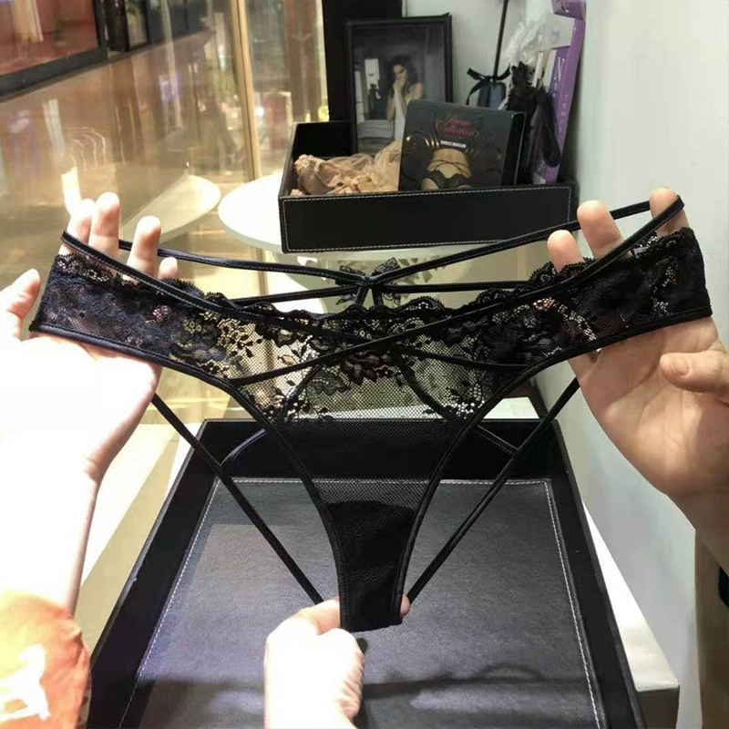 Кружевное сексуальное нижнее белье на бедрах полое низ -талия хлопковое между ног искушение маленькое внутреннее внутреннее горячее и острое секс пересекается с брифами