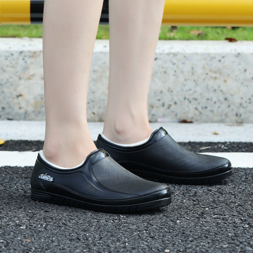 Women's Short Rain Boots Low-Top with Fleece Lining, Slip-On Waterproof Soft Sole Rain Shoes, Kitchen Non-Slip Flat Rubber Shoes