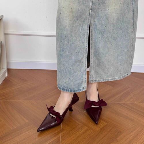 Black Small Leather Shoes New French Evening Wind Belt Buckle Bowknot Pointed Toe Thin Heel Elegant Women's Shoes