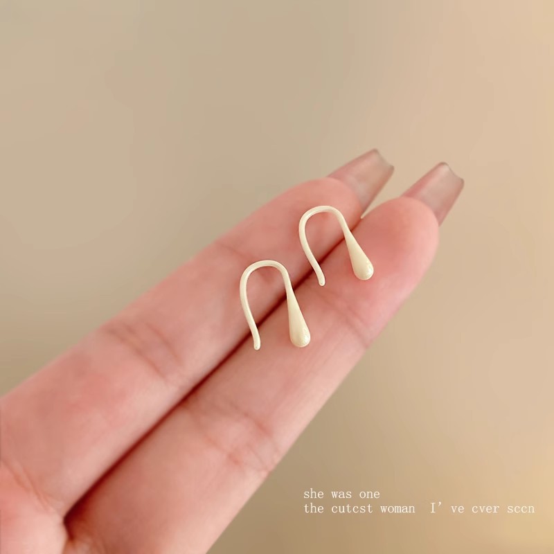 Medieval estilo europeo y americano pendientes franceses lujosos pendientes únicos 2026 nuevo estilo explosivo nicho de diseño sensación de pendientes para mujeres