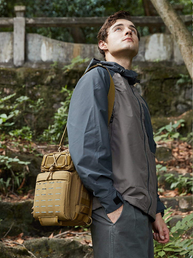 Amazon cross-border - cuatro bolsas de pecho tácticas de hamburguesas para montar mochila de hombro mochila de cuatro bolsas (grande)