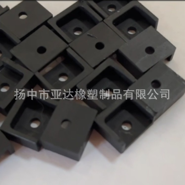 直供橡胶减震垫  规格全 防震缓冲四氟减震垫 公路缓冲减震橡胶块