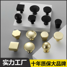 ���T��Ͻ�ɫ�ο����ֱ��W�p�����L���֙�����ɫС����Ь������