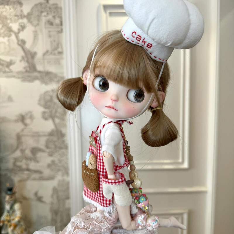 Cute Little Sister Xiao Bu Wig, milky brown, with bangs, long straight hair, high-quality high-temperature fiber, can be restyled